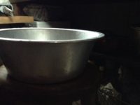 小屋暮らしの節水：洗い桶と蛇口